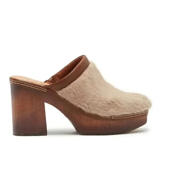 Korks by Kork-ease Lori Faux Fur Slip-On Clog Heel - Picture 1 of 7